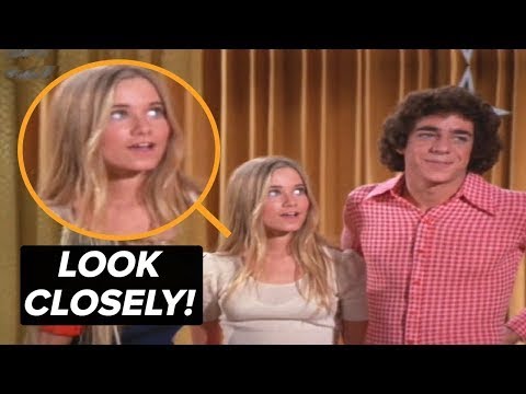 This Photo is NOT Edited - Take a Closer Look at This Brady Bunch Blooper!