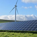 Śmiała strategia energii odnawialnej budzi pasję i strach w wiosce w West Yorkshire
